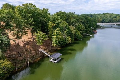 /international/us/179-river-front-dr-sparta-tn-110098318499/