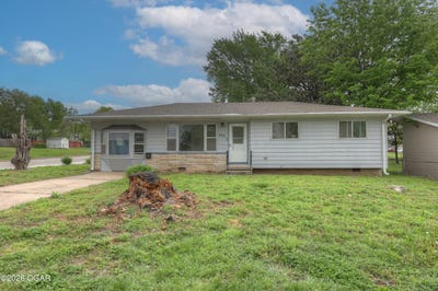 /international/us/801-s-saint-louis-avenue-joplin-mo-110108231385/