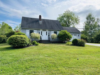 /international/us/43-parsonage-street-winterport-me-110100658946/