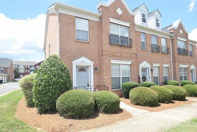 /international/us/3800-york-alley-indian-trail-nc-110101269401/