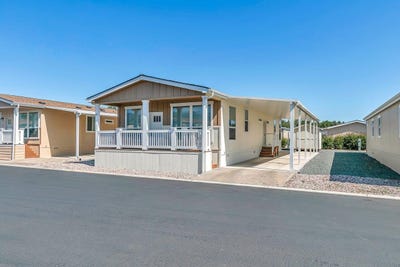 /international/us/3555-s-pacific-highway-medford-or-110100346537/