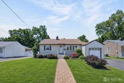 /international/us/421-melrose-avenue-middlesex-nj-110108497806/