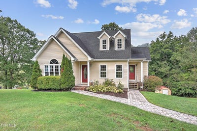 /international/us/397-crossroads-place-lebanon-va-110120052799/