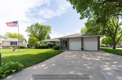 /international/us/3011-brentwood-way-grand-island-ne-110108293542/