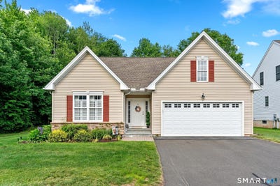 /international/us/26-mystique-lane-cromwell-ct-110108740001/