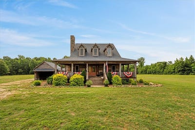 /international/us/100-princeton-highway-honea-path-sc-110108750123/