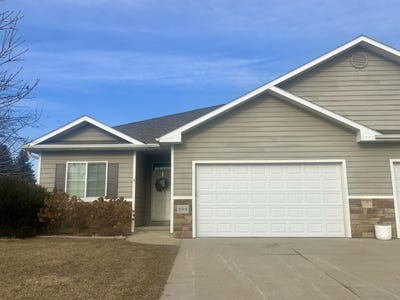 /international/us/599-prairie-blvd-dakota-dunes-sd-110105316740/