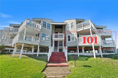 /international/us/6275-state-highway-361-port-aransas-tx-110104547600/