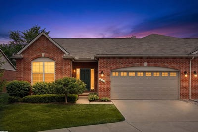 /international/us/40478-oakbrook-drive-sterling-heights-mi-110108283079/