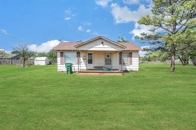 /international/us/705-e-cleveland-street-mangum-ok-110104198181/