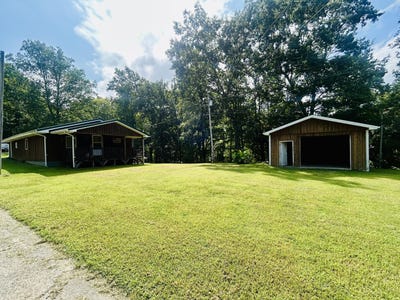 /international/us/384-round-ridge-road-pineville-ky-110101477988/
