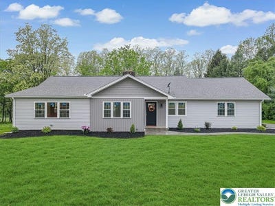 /international/us/5653-sullivan-trail-easton-pa-110099977134/