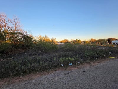 /international/us/105-bradford-st-sweetwater-tx-110104123696/