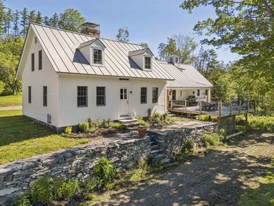 /international/us/4669-vermont-rte-100-londonderry-vt-110105957695/