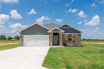 /international/us/1016-prairie-drive-tuttle-ok-110101022736/