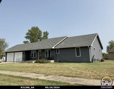 /international/us/2810-se-golden-ave-topeka-ks-110101452762/