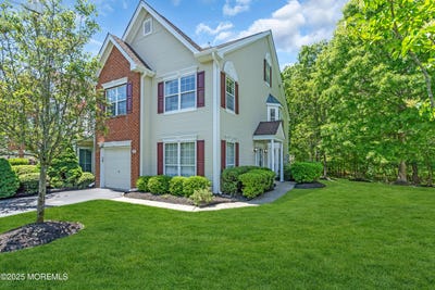/international/us/11-charles-court-ocean-twp-nj-110099671957/