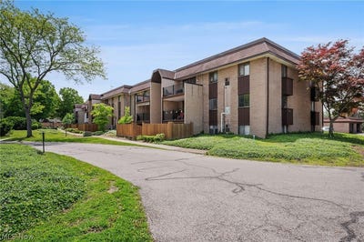 /international/us/9956-johnnycake-ridge-road-n7-concord-twp-oh-110108467171/