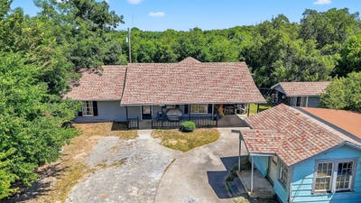 /international/us/602-1-2-w-grand-street-whitewright-tx-110103778488/