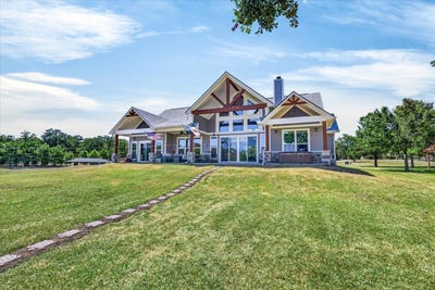 /international/us/14349-goliad-drive-log-cabin-tx-110119350479/