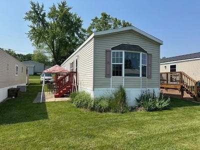 /international/us/clark-s-landing-co-op-36-hamilton-in-110100251402/