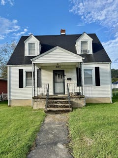 /international/us/613-washington-ave-paintsville-ky-110120637339/