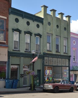 /international/us/120-s-main-street-harrodsburg-ky-110102136608/