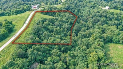 /international/us/2388-plummer-hill-road-hardin-il-110092043213/