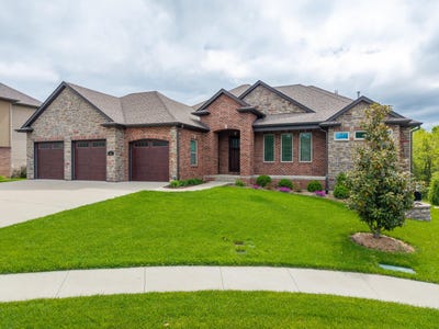 /international/us/2703-bristol-lake-dr-columbia-mo-110107858777/