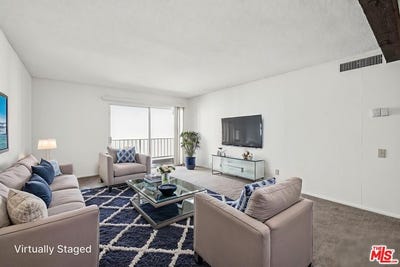 /international/us/5460-white-oak-ave-encino-ca-110102220084/