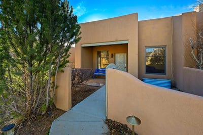 /international/us/1040-calle-palomita-taos-nm-110106175366/