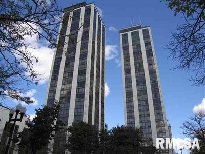 /international/us/125-sw-jefferson-avenue-peoria-il-110109229227/