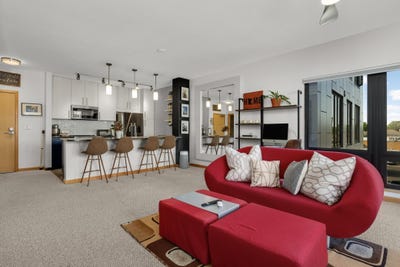 /international/us/7600-lyndale-avenue-s-richfield-mn-110119606603/