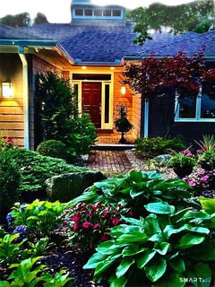/international/us/2-schuyler-lane-bloomfield-ct-110108294112/