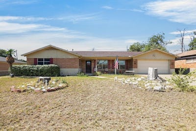 /international/us/2003-sands-st-midland-tx-110120527497/
