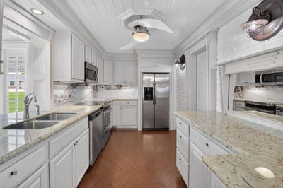 /international/us/105-nw-8th-place-boynton-beach-fl-110107509035/