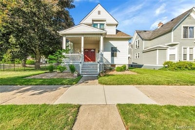 /international/us/81-crocker-boulevard-mt-clemens-mi-110100340794/