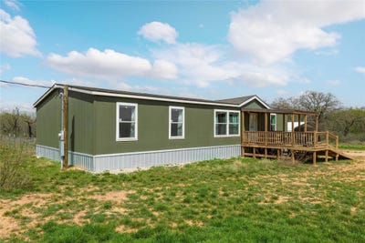 /international/us/496-county-road-198-brownwood-tx-110106590192/