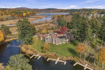 /international/us/37-turtle-run-road-winthrop-me-110120740365/