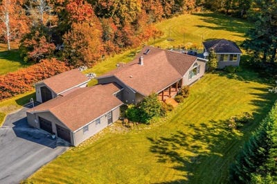 /international/us/61-pleasant-street-rangeley-me-110120716767/