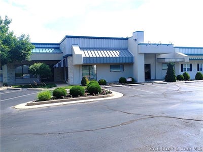 /international/us/5513-osage-beach-parkway-osage-beach-mo-110108627604/