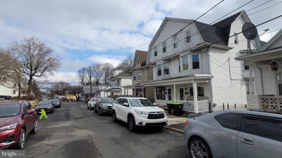 /international/us/262-indiana-avenue-shenandoah-pa-110103811720/