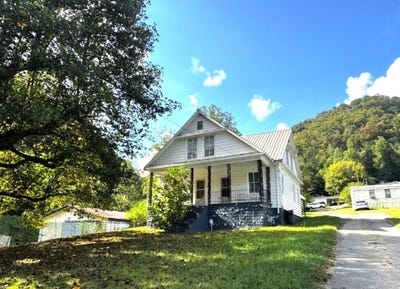 /international/us/1017-marrowbone-creek-road-elkhorn-city-ky-110104105697/