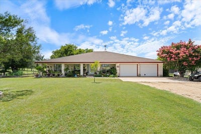 /international/us/1301-county-road-448-taylor-tx-110100372570/?lang=en