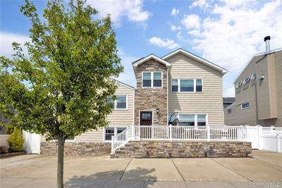 /international/us/81-barnes-street-long-beach-ny-110099577055/