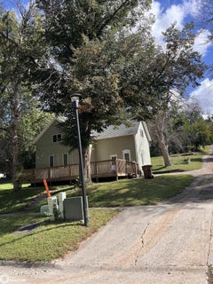 /international/us/26-n-9th-street-denison-ia-110102468685/
