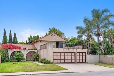 /international/us/10042-sprit-circle-huntington-beach-ca-110107848856/