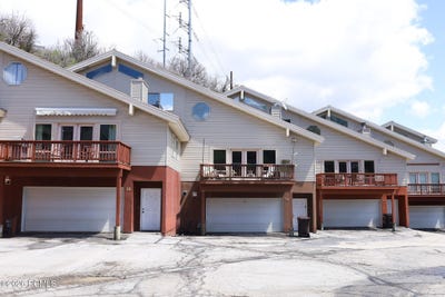 /international/us/435-aspen-drive-park-city-ut-110107806956/