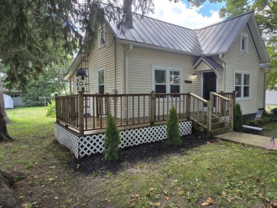 /international/us/103-w-cherokee-avenue-w-shabbona-il-110101966547/