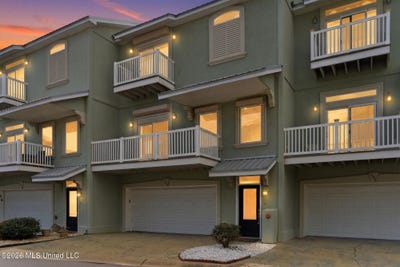 /international/us/705-w-beach-boulevard-lot-705-long-beach-ms-110106341974/